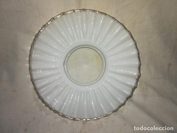 Antig&uuml;edades: TULIPA OPALINA RIZADA PARA LAMPARA O QUINQUE. - Foto 2