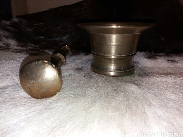 Antig&uuml;edades: Almirez mortero de bronce. - Foto 3