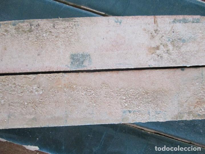 Antig&uuml;edades: Azulejos cenefas Triana - Foto 3