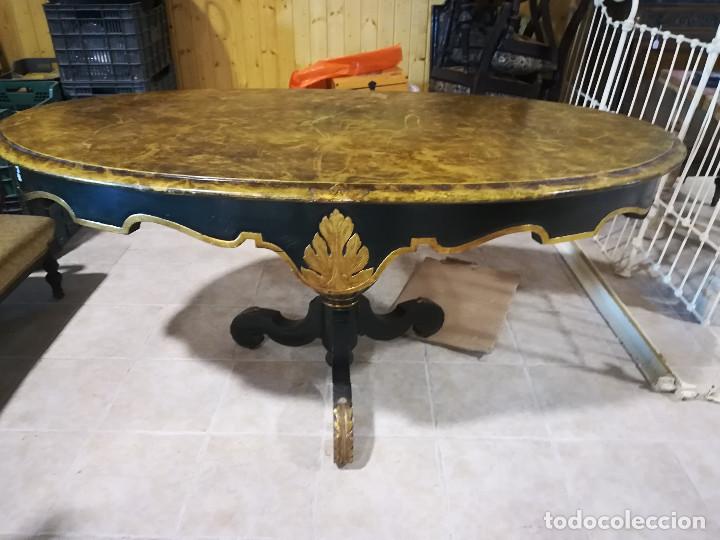 Antig&uuml;edades: MESA DE PROTOCOLO, OVALADA POLICROMADA Y DORADA - Foto 2