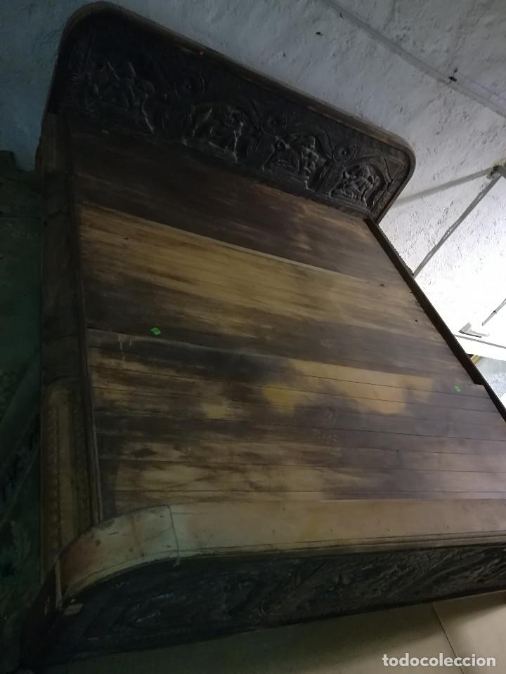 Antig&uuml;edades: CAMA INDIA DE MADERA TALLADA, FORMAS EROTICAS - Foto 4