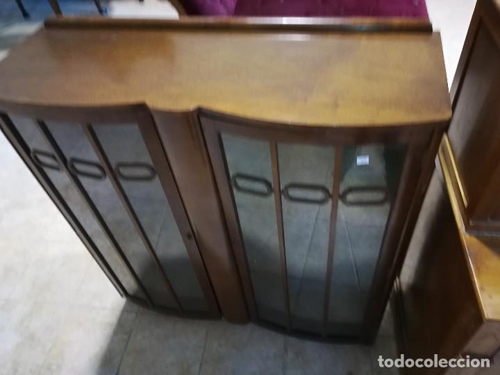 Antig&uuml;edades: VITRINA ESTILO Y EOCA ART-DECO, DOS PUERTAS ABOMBADAS - Foto 3