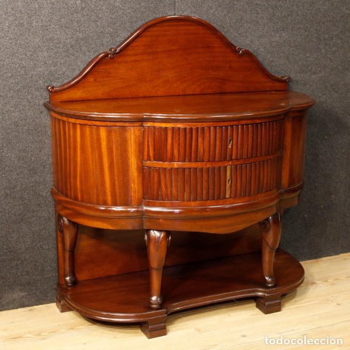 Antig&uuml;edades: C&oacute;moda francesa en madera de caoba - Foto 1