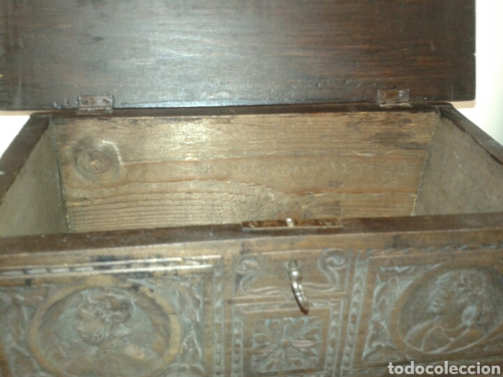 Antig&uuml;edades: ANTIGUO COFRE EN MADERA TALLADA - Foto 14