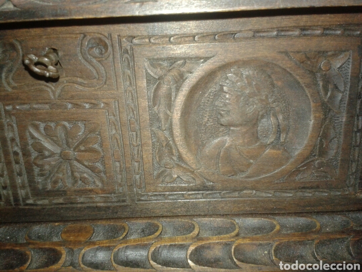 Antig&uuml;edades: ANTIGUO COFRE EN MADERA TALLADA - Foto 8