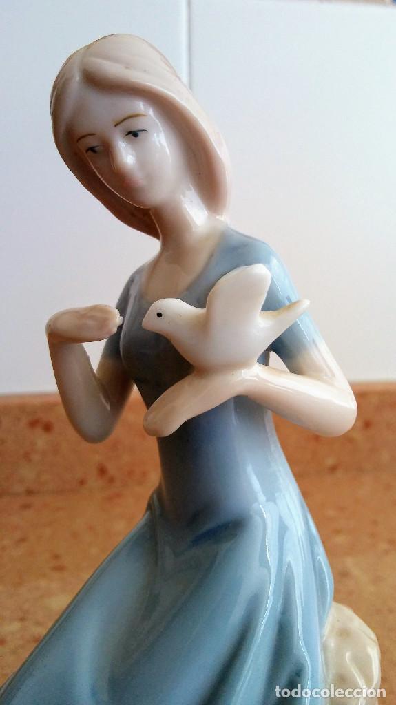 Antig&uuml;edades: FIGURA PORCELANA DE MARCA - Foto 3
