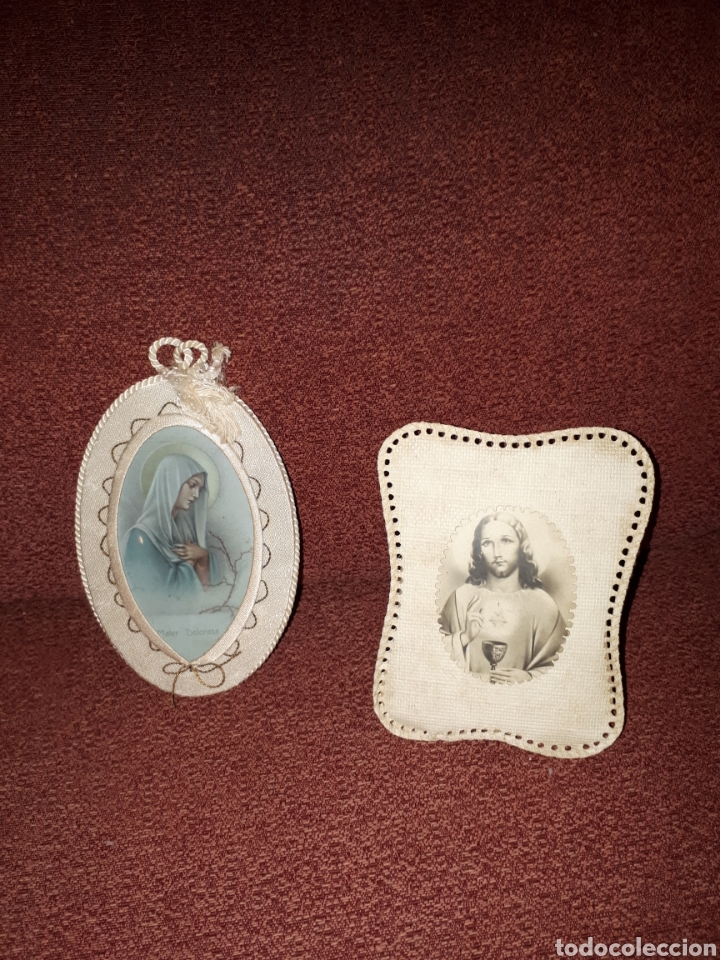 Antig&uuml;edades: Lote escapulario devocionario a&ntilde;os 70 - Foto 1
