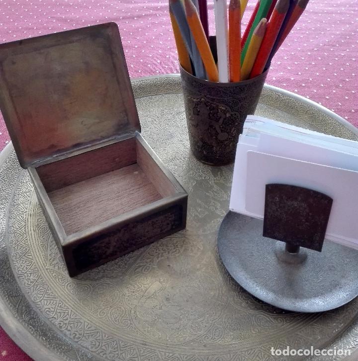 Antig&uuml;edades: BANDEJA Y COMPLEMENTOS de ESCRITORIO - Foto 2