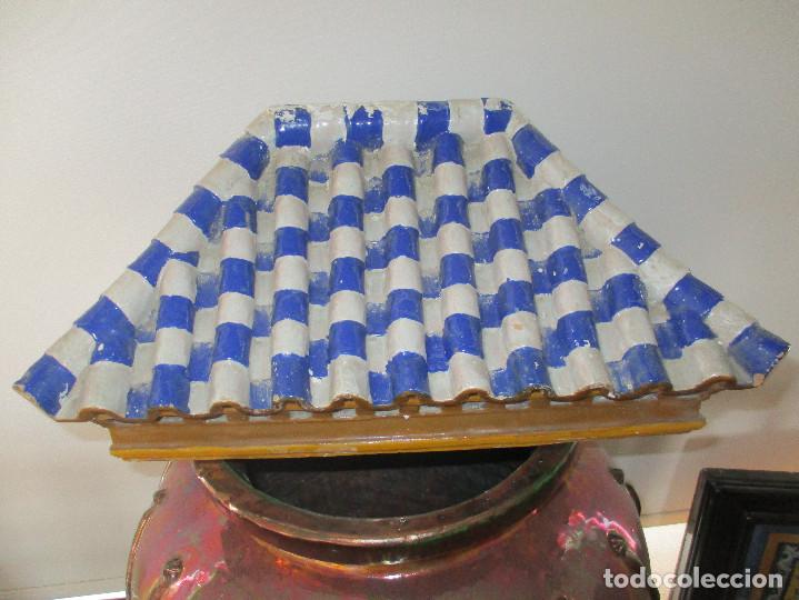 Antig&uuml;edades: Tejado para retablo de azulejos - Foto 1