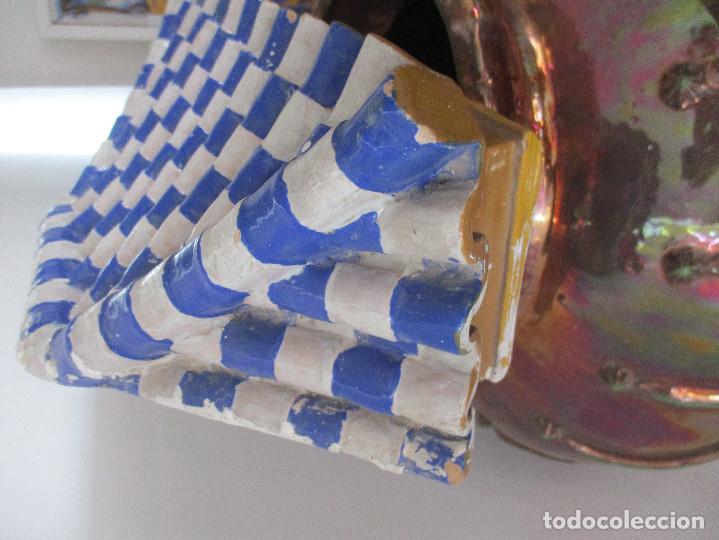 Antig&uuml;edades: Tejado para retablo de azulejos - Foto 3
