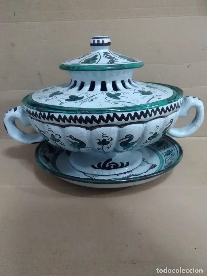 Antig&uuml;edades: Sopera de punter (3 piezas )50x30 ctms 4kls. Aprox - Foto 1