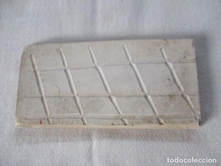 Antig&uuml;edades: Azulejo Pickman la Cartuja 10 - Foto 2