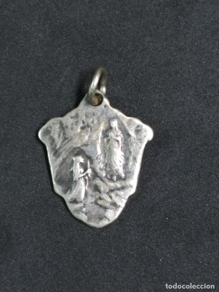 Antig&uuml;edades: MEDALLA VIRGEN DE LOURDES - Foto 2