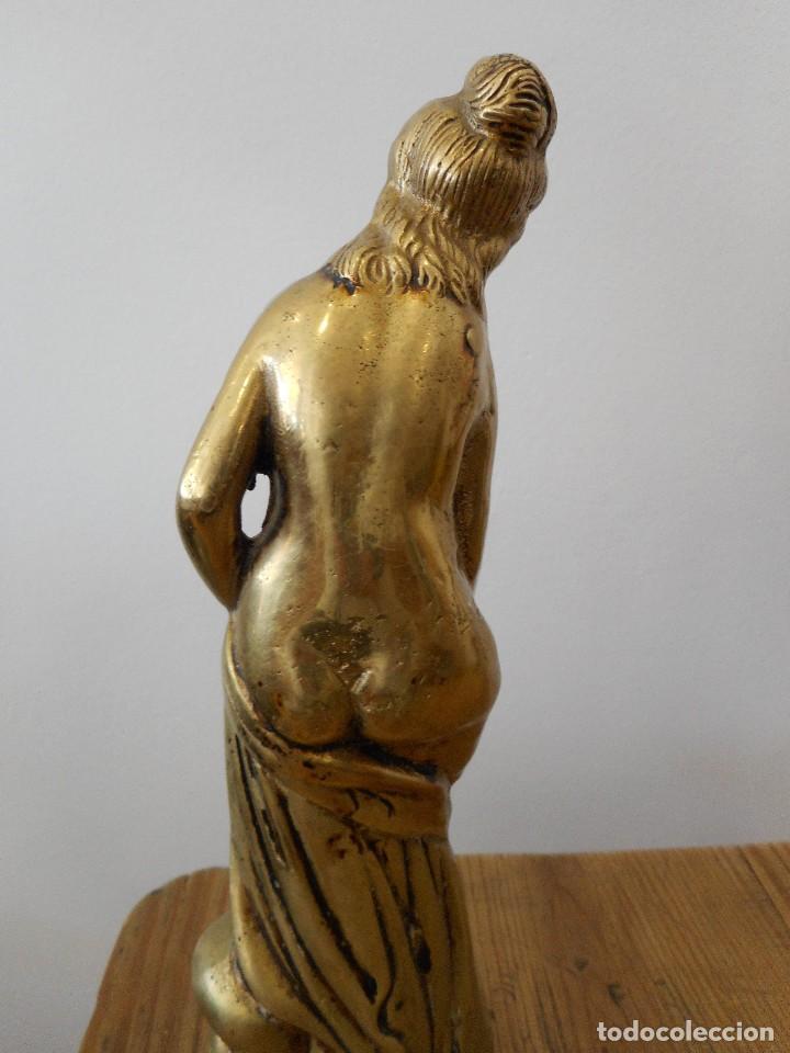 Antig&uuml;edades: Figura de mujer en bronce - Foto 4