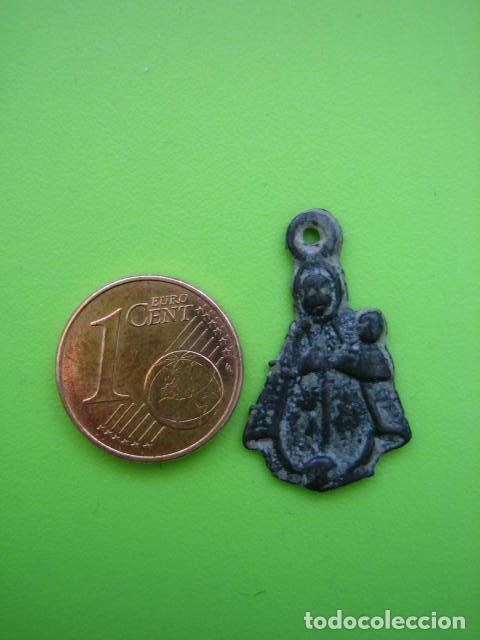 Antig&uuml;edades: Antigua medalla de Virgen - Foto 3