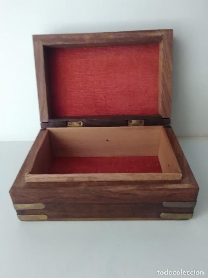 Antig&uuml;edades: Caja de madera y bronce 20x12x5 ctms apro - Foto 3
