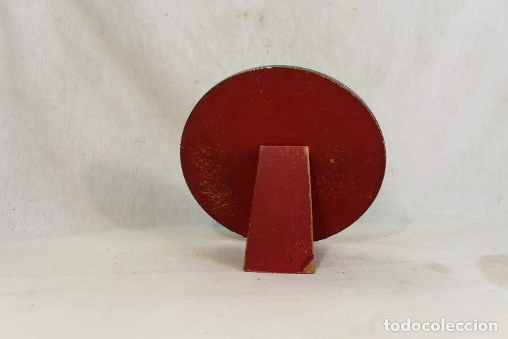 Antig&uuml;edades: espejo de mesa en metal plateado - Foto 3