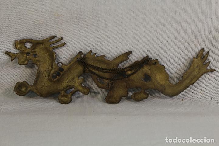 Antig&uuml;edades: dragon de bronce para colgar - Foto 4