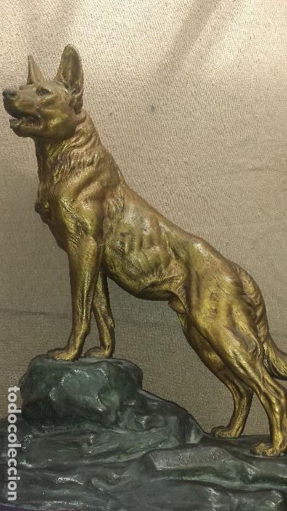 Antiguidades: ESCULTURA MODERNISTA L. CARVIN