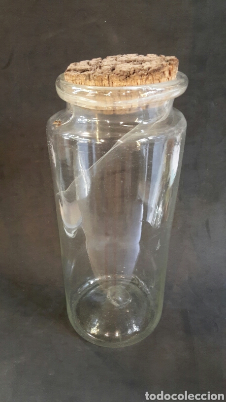 Oggetti Antichi: ANTIGUO TARRO DE CRISTAL SOPLADO CON TAP&Oacute;N DE CORCHO.