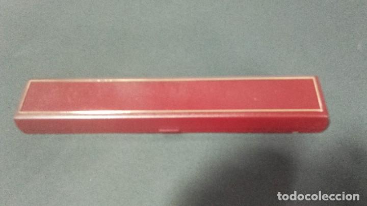 Antig&uuml;edades: Pulsera repujada de plata - Foto 3