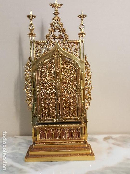 Antig&uuml;edades: Capilla de bronce con puertas e imagen religiosa - Foto 5