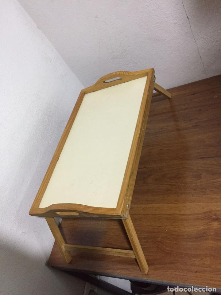 Antig&uuml;edades: BANDEJA  DE CAMA DE MADERA - Foto 4