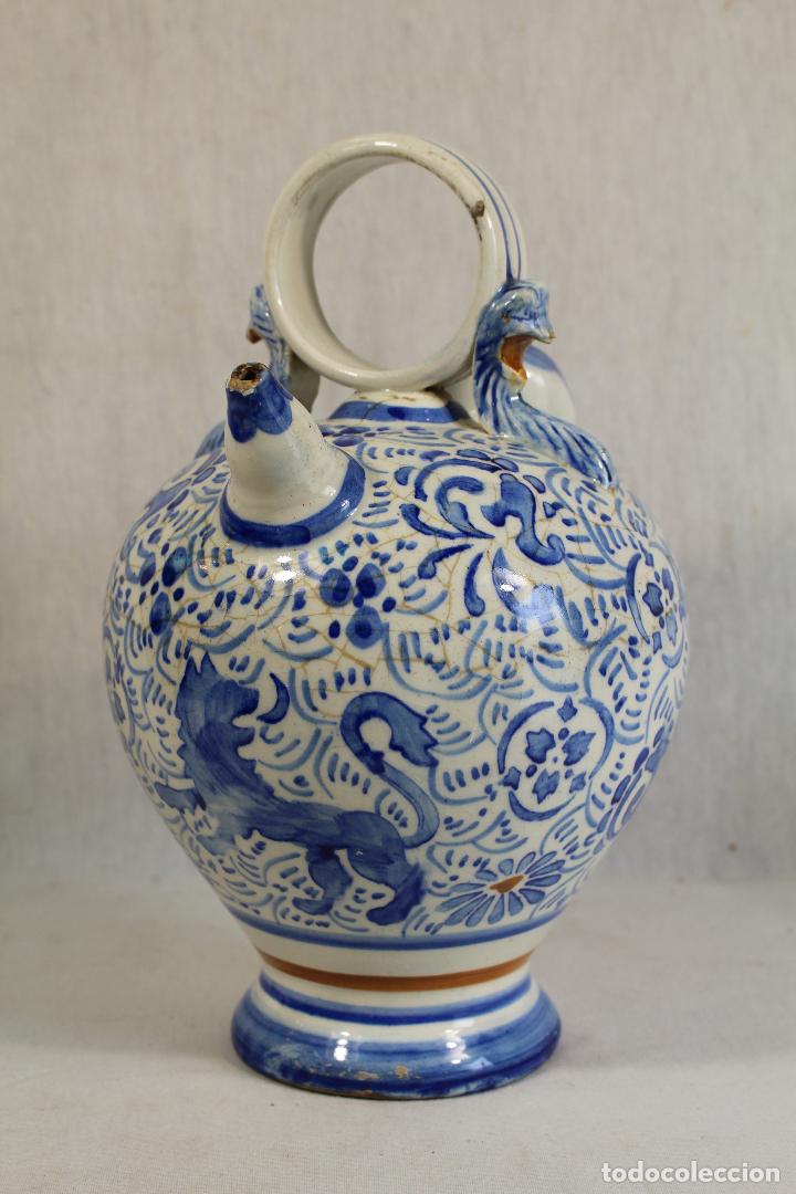 Antig&uuml;edades: botijo antiguo de talavera - Foto 1