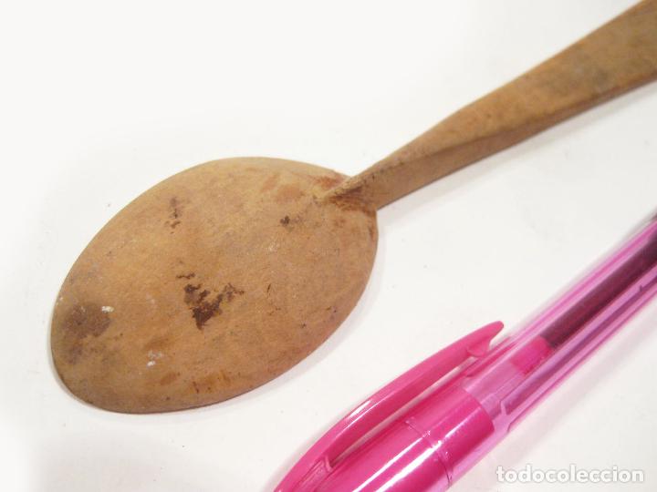 Antig&uuml;edades: Cuchara popular en madera. - Foto 3