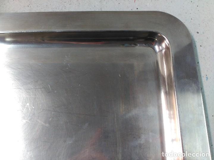 Antig&uuml;edades: BANDEJA DE METAL PLATEADO. - Foto 7