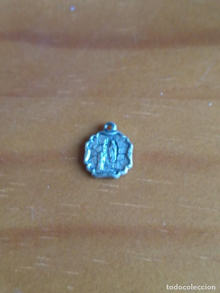 Antig&uuml;edades: Medalla virgen de lourdes - Foto 1