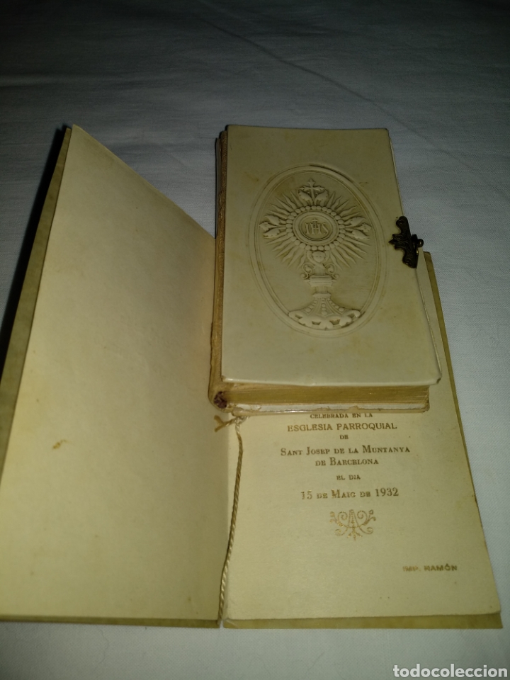 Oggetti Antichi: LIBRITO DE LA PRIMERA COMUNI&Oacute;N Y RECORDATORIO CONMEMORATIVO DEL D&Iacute;A 15 DE MAYO DE 1932.