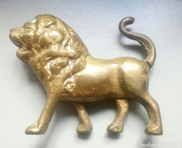 Antig&uuml;edades: Figura leon maciza dorada - Foto 2