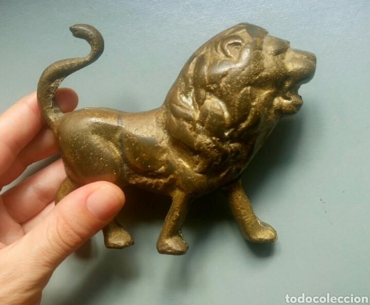 Antig&uuml;edades: Figura leon maciza dorada - Foto 3