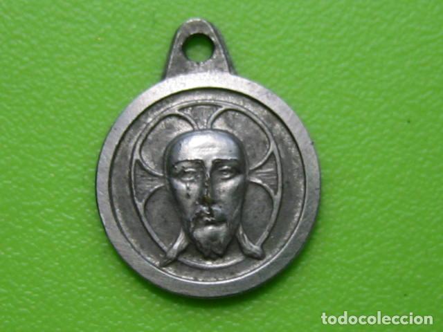 Antig&uuml;edades: Antigua medalla religiosa - Foto 1