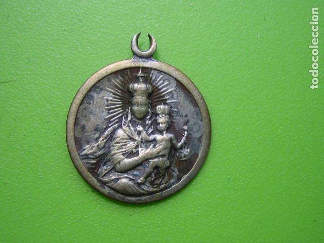 Antig&uuml;edades: Antigua medalla religiosa - Foto 2
