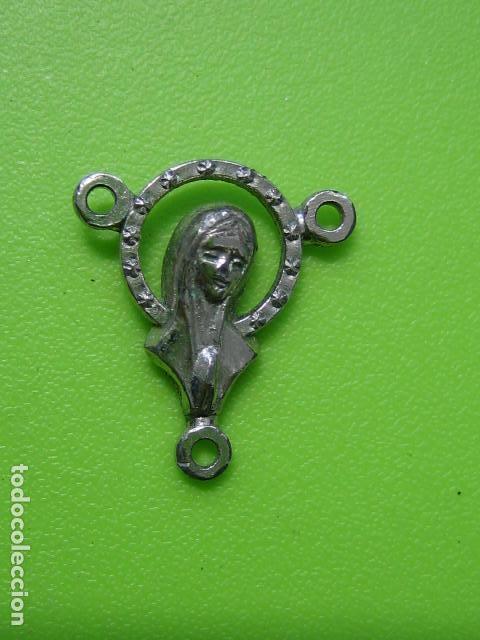 Antig&uuml;edades: Antigua medalla religiosa. - Foto 2