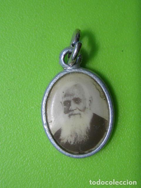 Antig&uuml;edades: Antigua medalla religiosa. - Foto 1