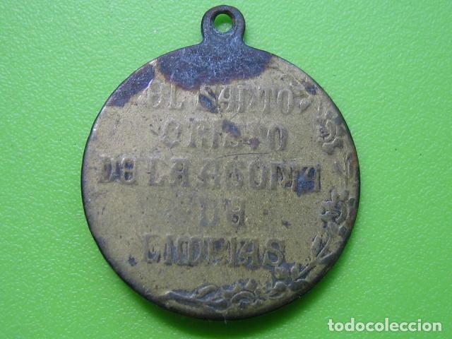 Antig&uuml;edades: Antigua medalla religiosa. - Foto 2
