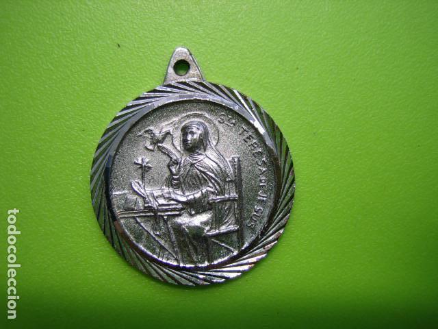 Antig&uuml;edades: Antigua medalla religiosa. - Foto 1