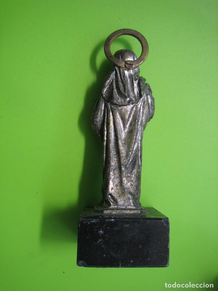 Antig&uuml;edades: Peque&ntilde;a Virgen en metal - Foto 2