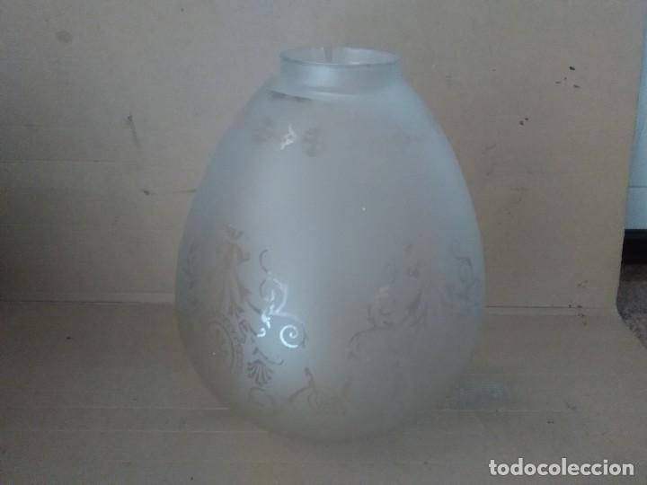 Antig&uuml;edades: Globo de l&aacute;mpara - Foto 2