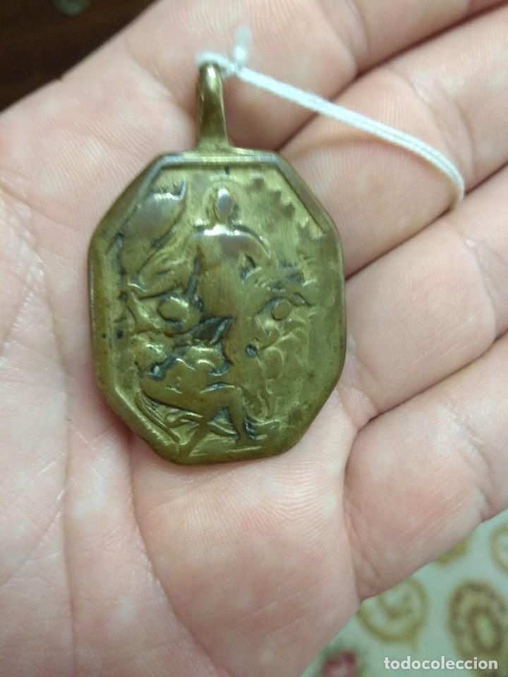 Antig&uuml;edades: Medalla Virgen del Pilar XVIII - Foto 4