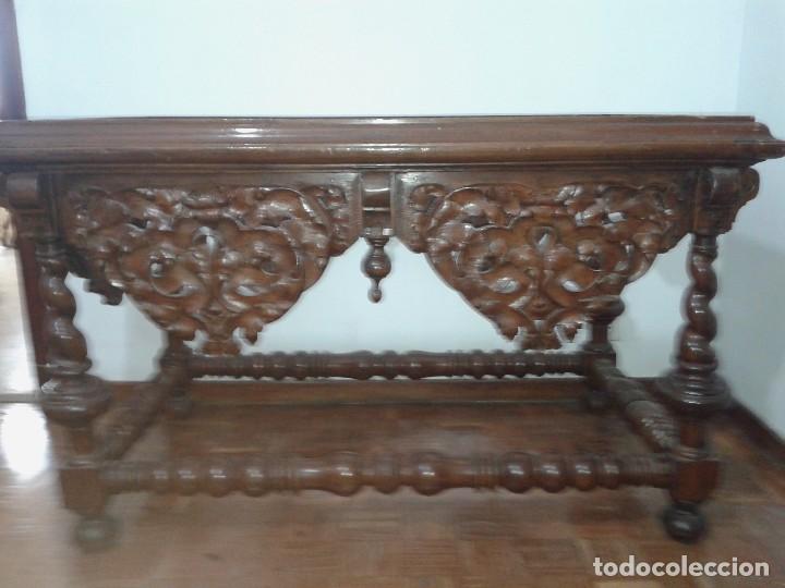 Antig&uuml;edades: ESPECTACULAR MESA MADERA TALLADA CON TAPA MARMOL - Foto 1