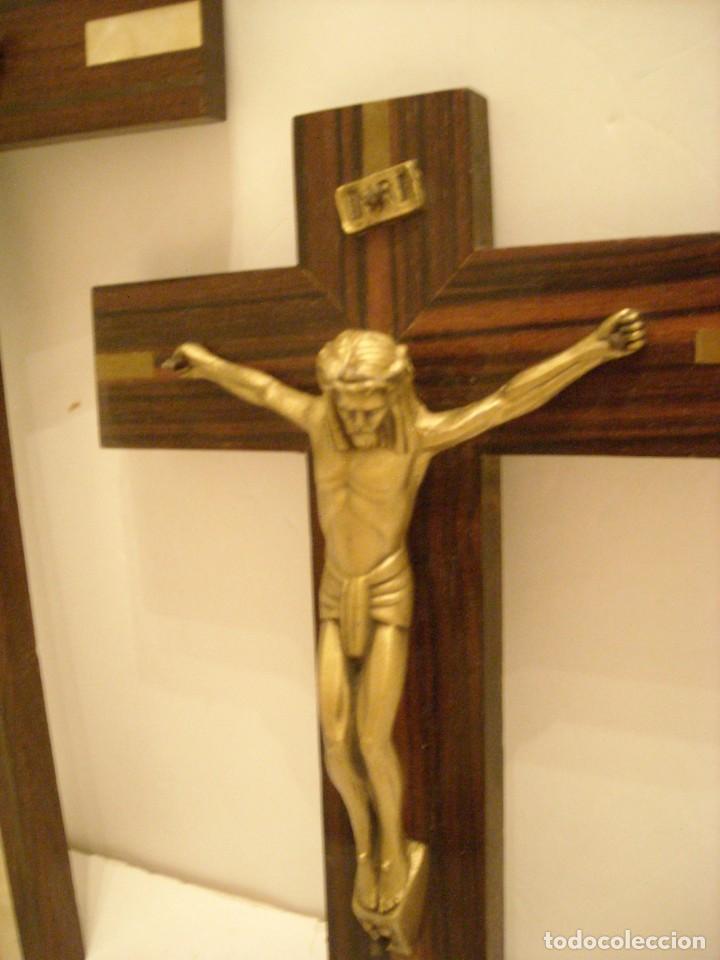 Antig&uuml;edades: DOS CRUCIFIJOS ANTIGUOS - Foto 3