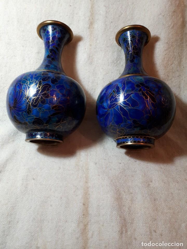 Antig&uuml;edades: Bonita pareja de jarrones - Foto 3