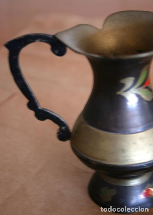 Antig&uuml;edades: Peque&ntilde;o jarron de bronce - Foto 3