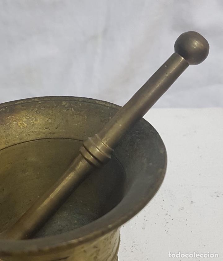Antig&uuml;edades: Peque&ntilde;o mortero bronce/lat&oacute;n - Foto 2