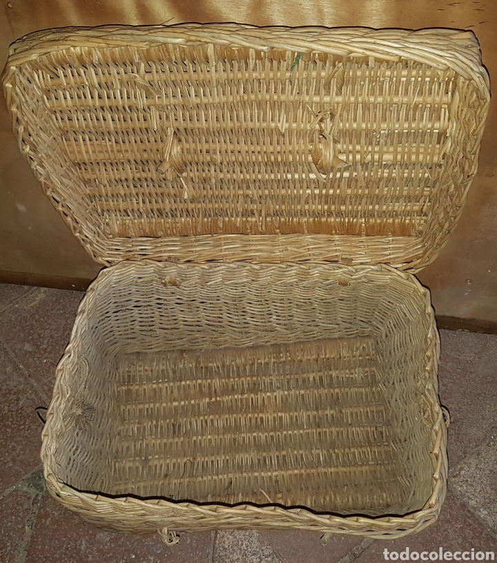 Antig&uuml;edades: Antiguo cesto mimbre en forma de caja - Foto 2