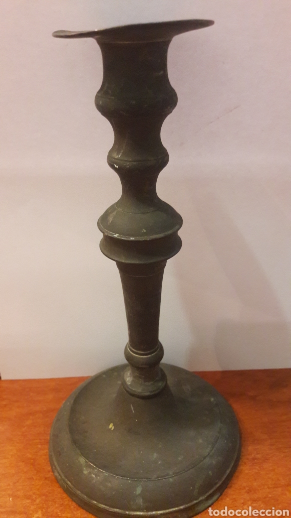 Antig&uuml;edades: Antiguo candelabro bronce - Foto 1